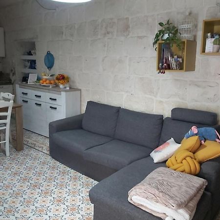 One Bedroom Apartment Кормі Екстер'єр фото