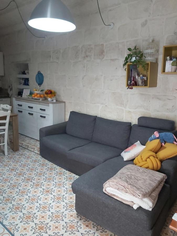 One Bedroom Apartment Кормі Екстер'єр фото